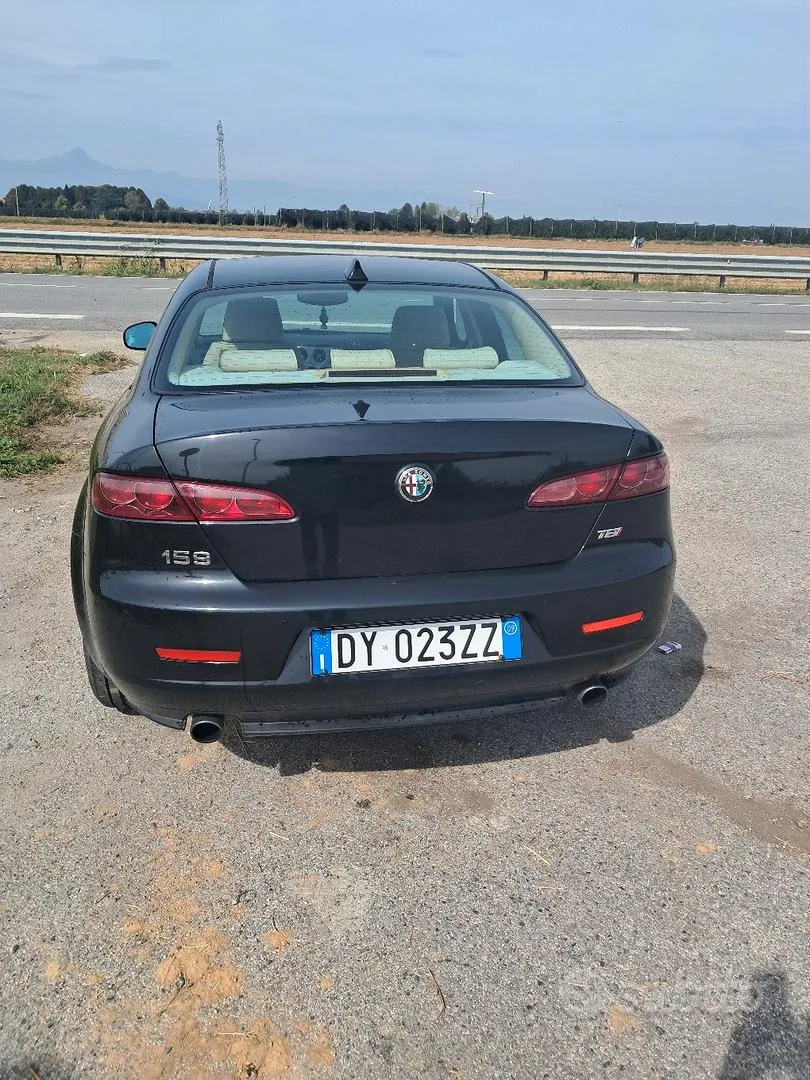 Alfa Romeo 159 2009 photo 3