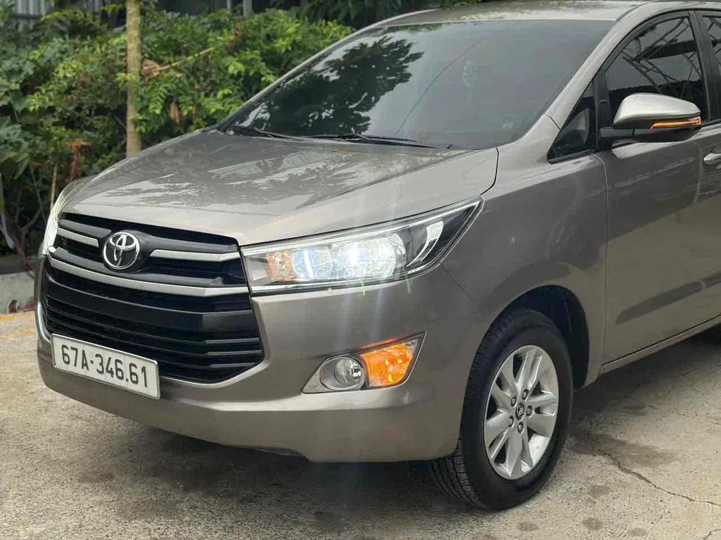 Toyota Innova 2019 photo 2