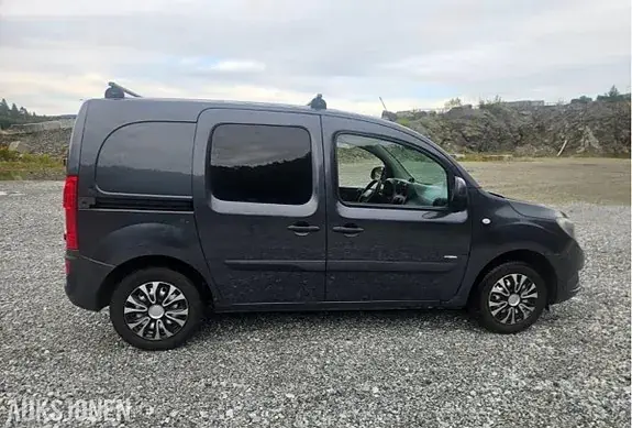 Mercedes-Benz Citan 109 2013 photo 2