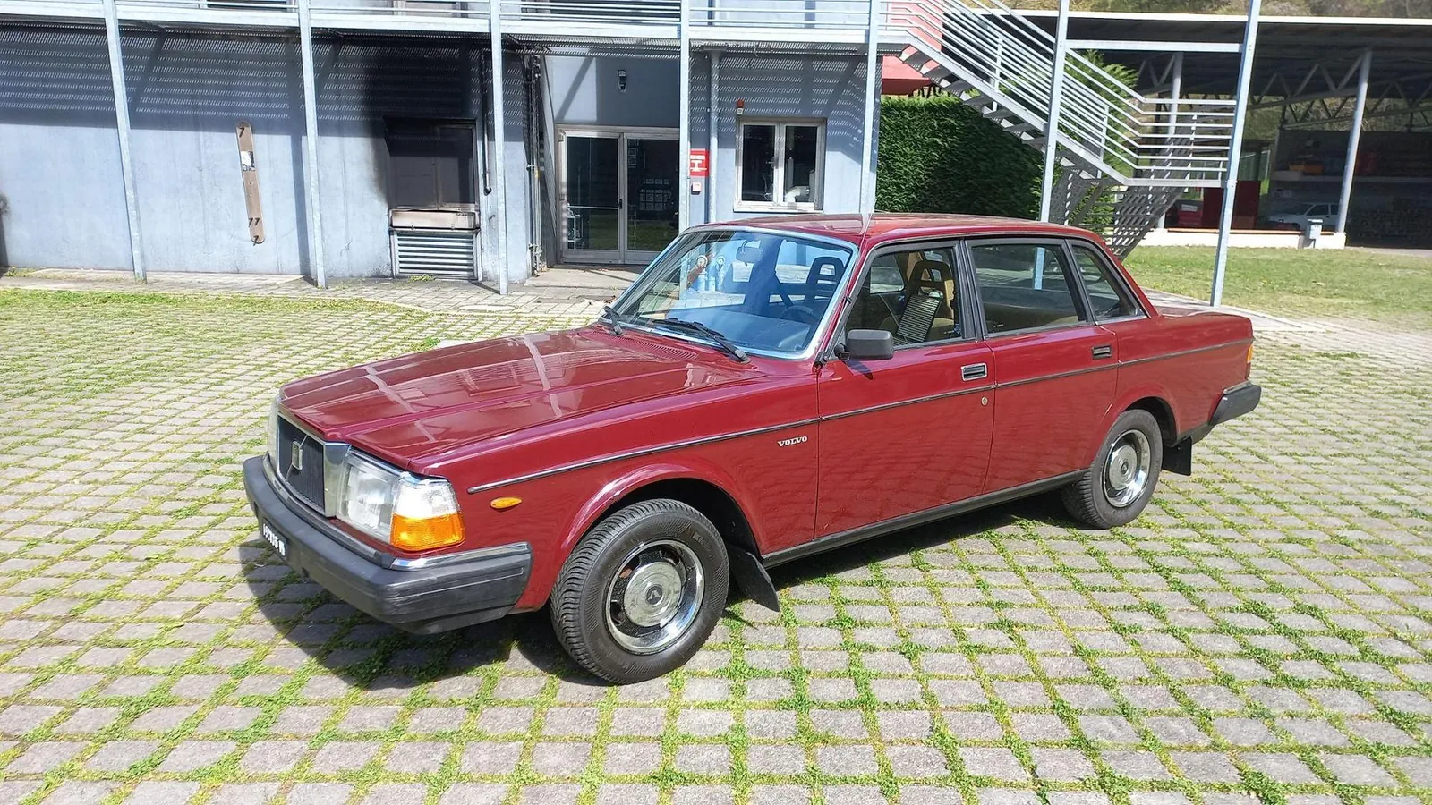 Volvo 240