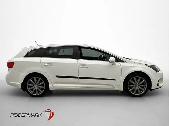 Toyota Avensis 2012 photo 5