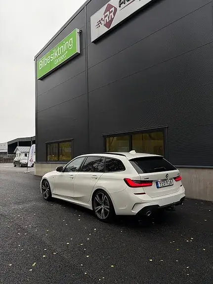 BMW 320D 2021 photo 2