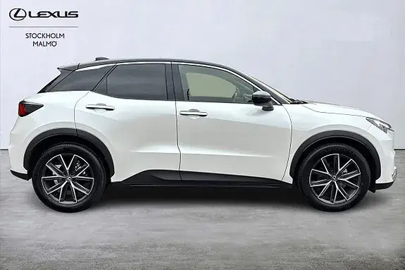 Lexus Lbx 2025 photo 5