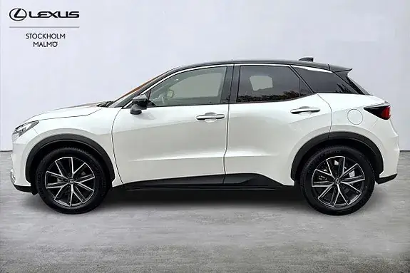 Lexus Lbx 2025 photo 2