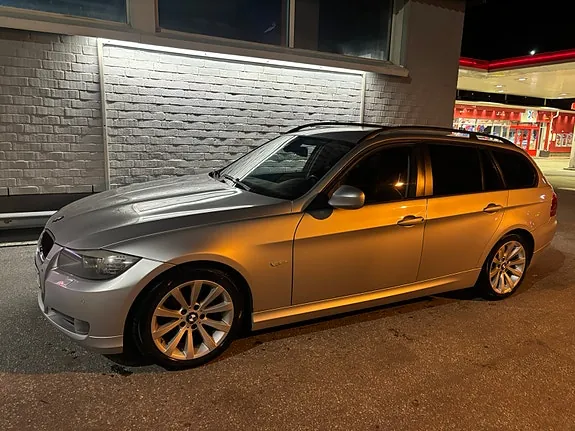 BMW 320D 2009 photo 3