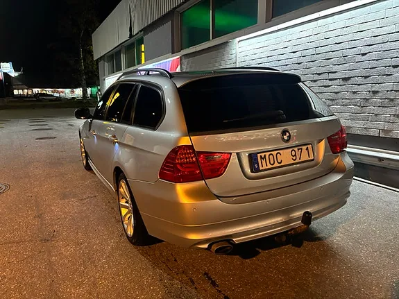 BMW 320D 2009 photo 5