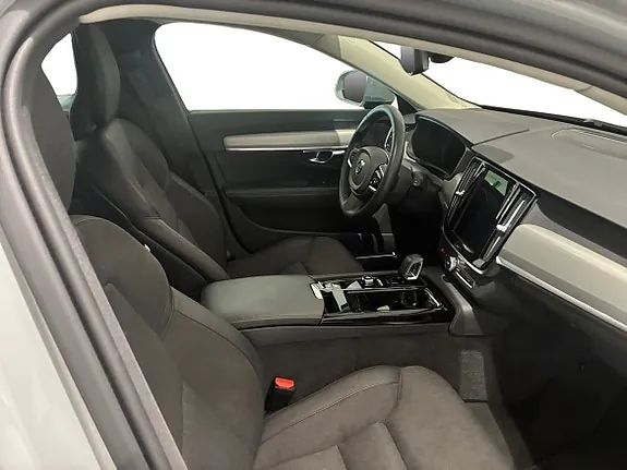 Volvo V90 2025 photo 4