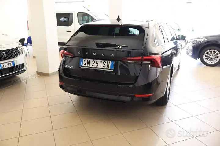 Skoda Octavia 2023 photo 3