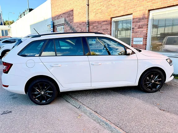 Skoda Fabia 2021 photo 3