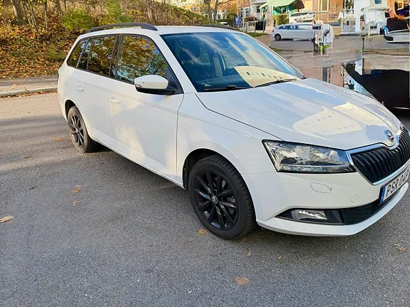 Skoda Fabia 2021 photo 4