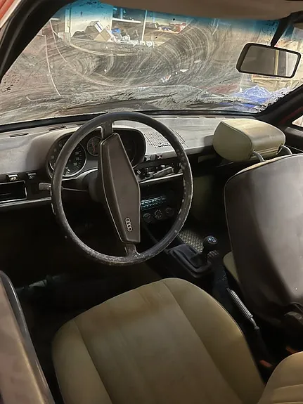 Audi 80 1977 photo 2