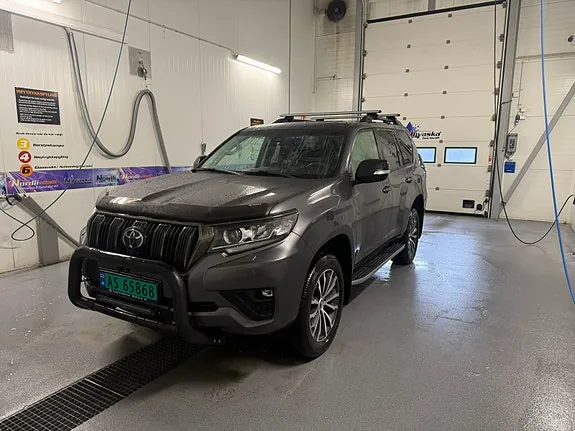 Toyota Land Cruiser 2021 photo 2