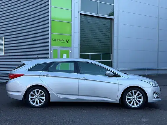 Hyundai I40 2012 photo 3