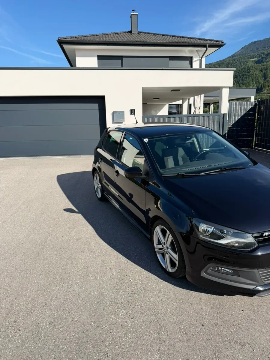 Volkswagen Polo 2013 photo 2