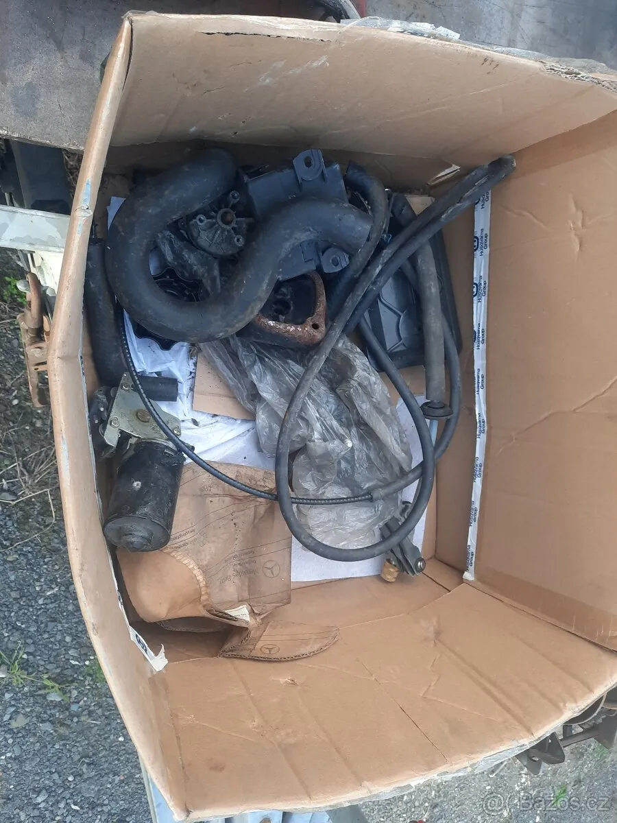 Mercedes-Benz Parts photo 3