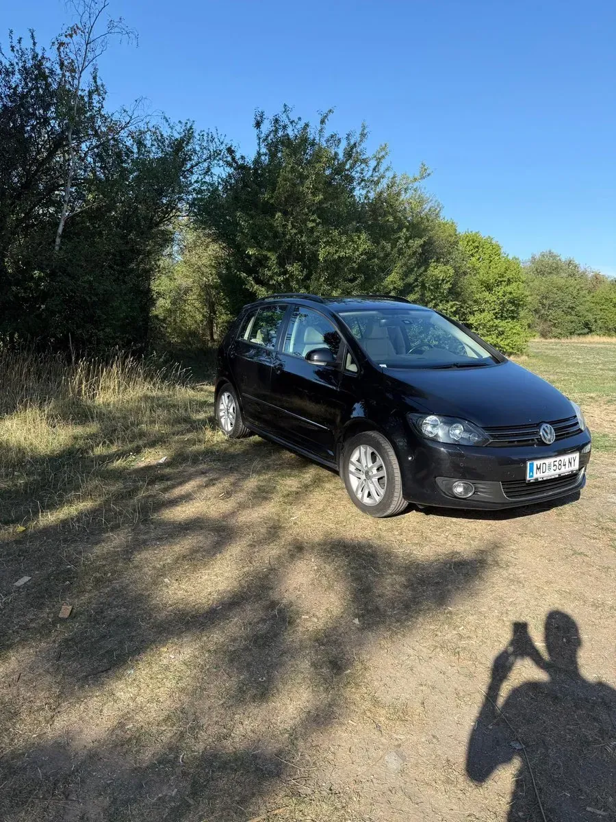 Volkswagen Golf 2009 photo 2