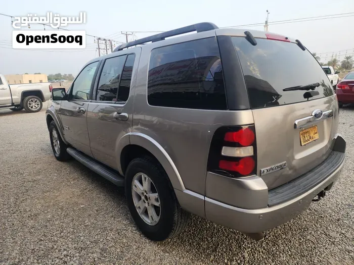 Ford Explorer 2008 photo 3