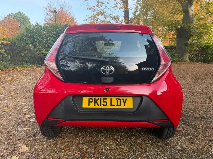 Toyota Aygo 2015 photo 3