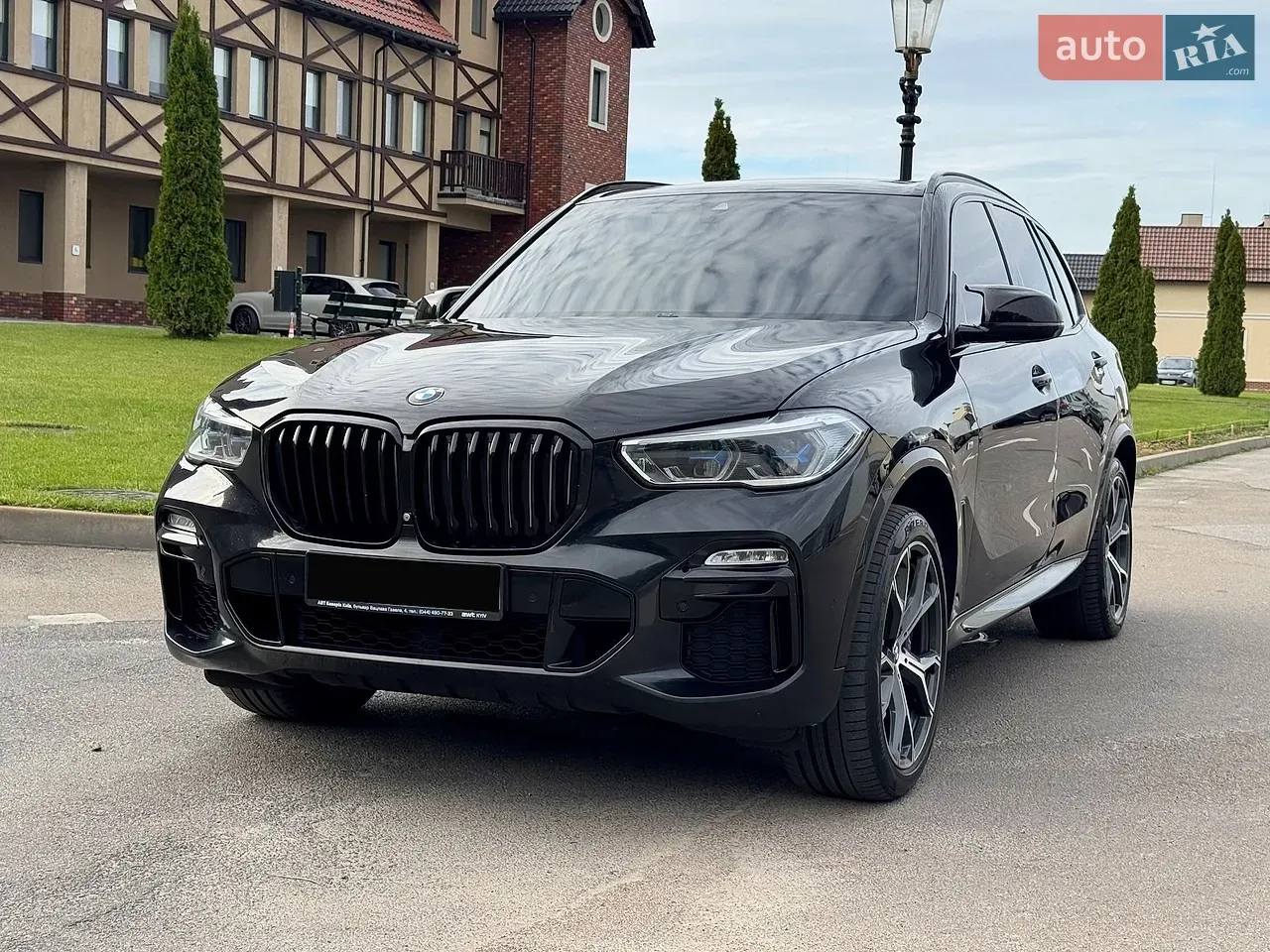 BMW X5 M 2019 photo 2