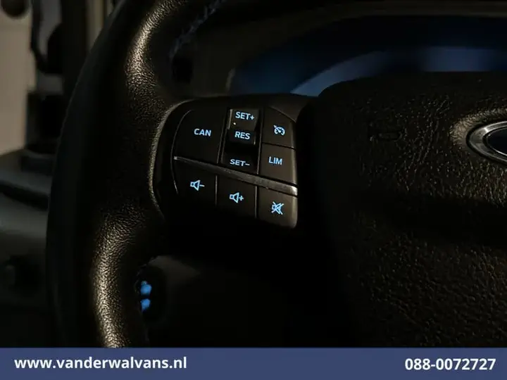 Ford Transit 2022 photo 4