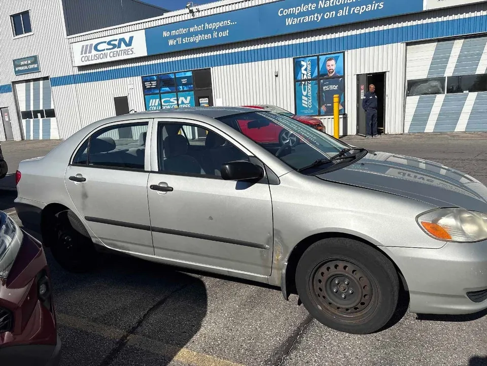 Toyota Corolla 2003 photo 3