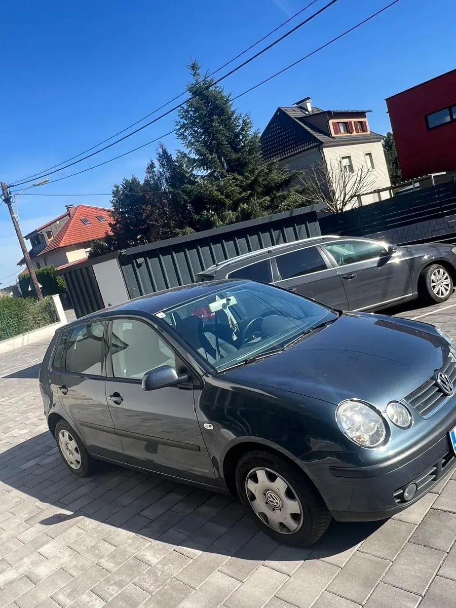 Volkswagen Polo 2002 photo 3