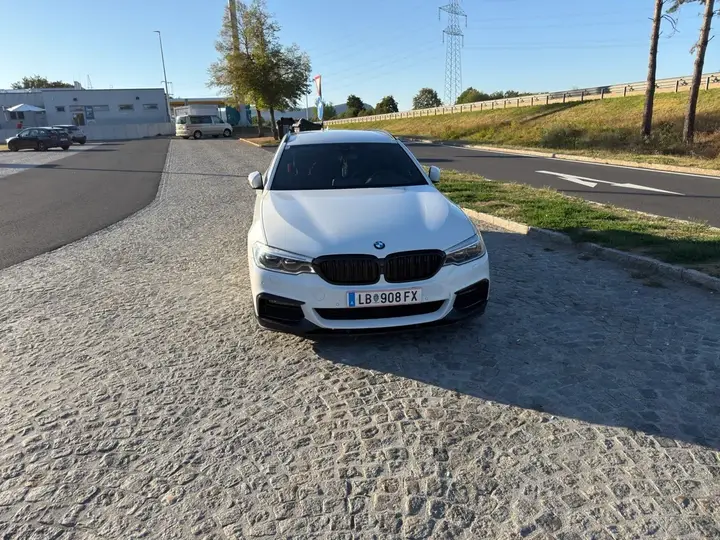 BMW 5 Series 2019 photo 3