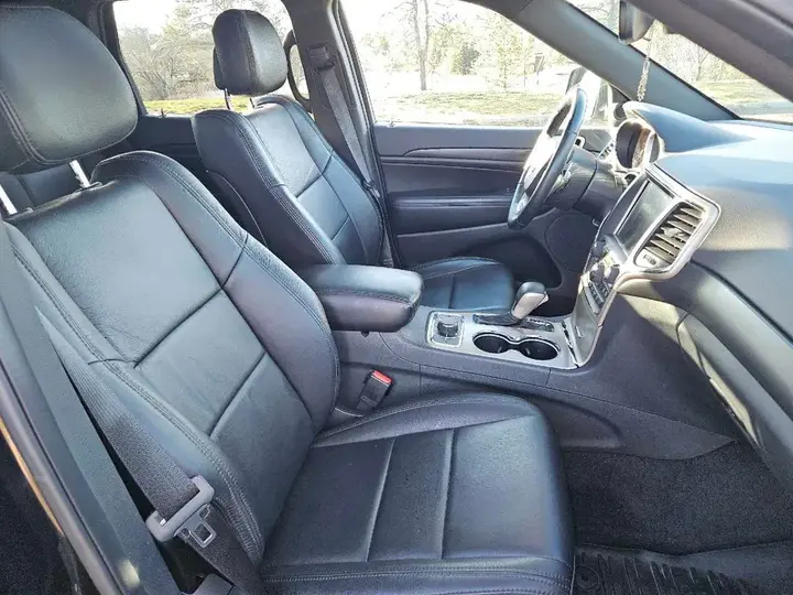 Jeep Grand Cherokee 2017 photo 4