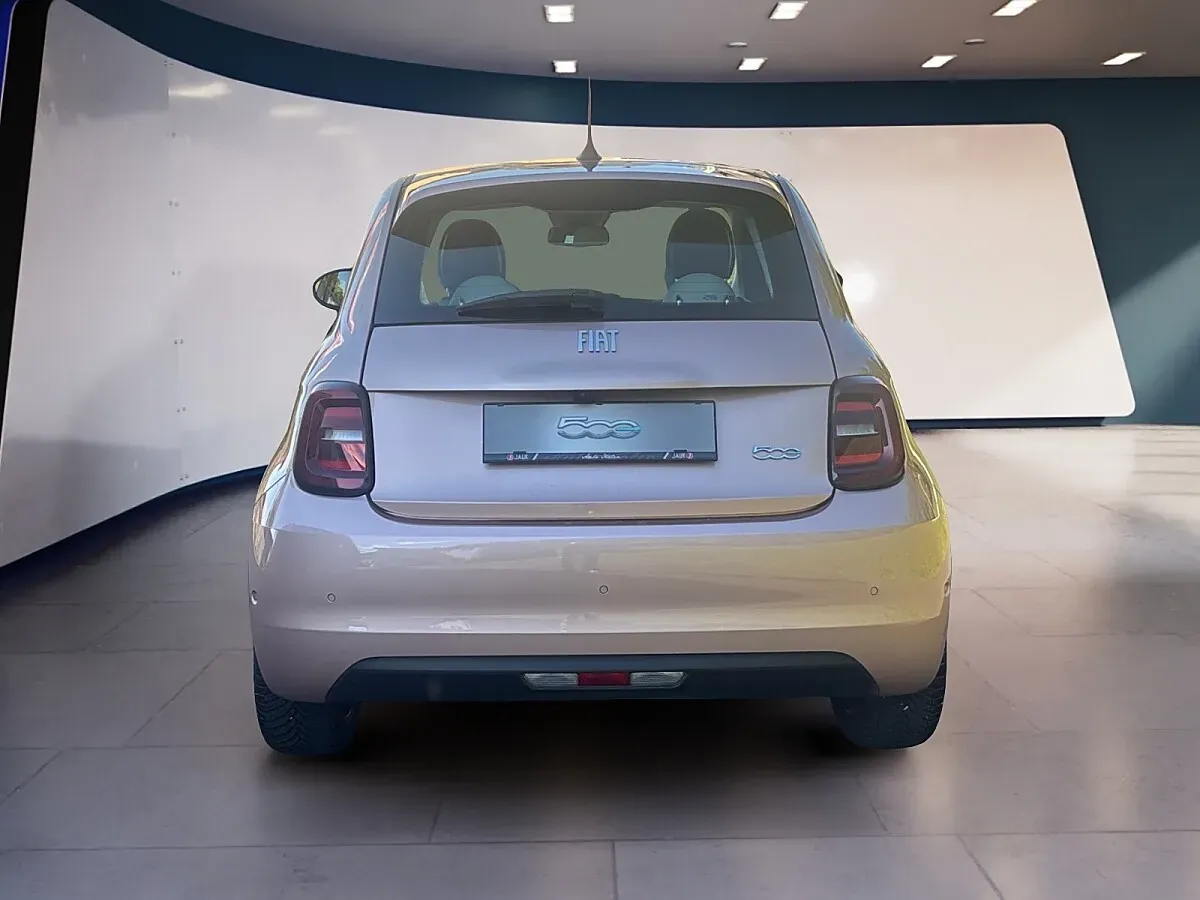 Fiat 500E 2021 photo 3