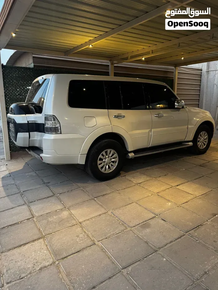 Mitsubishi Pajero 2015 photo 5