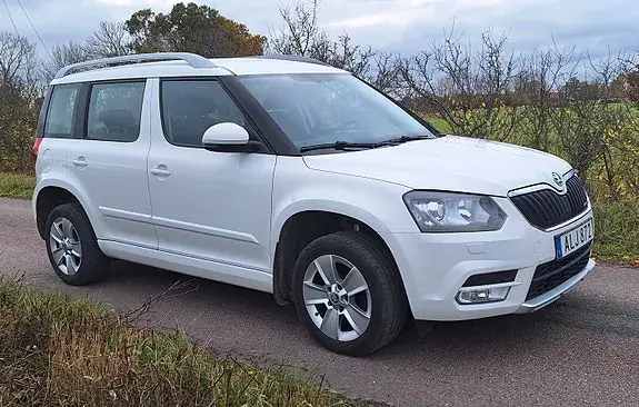 Skoda Yeti 2015 photo 2