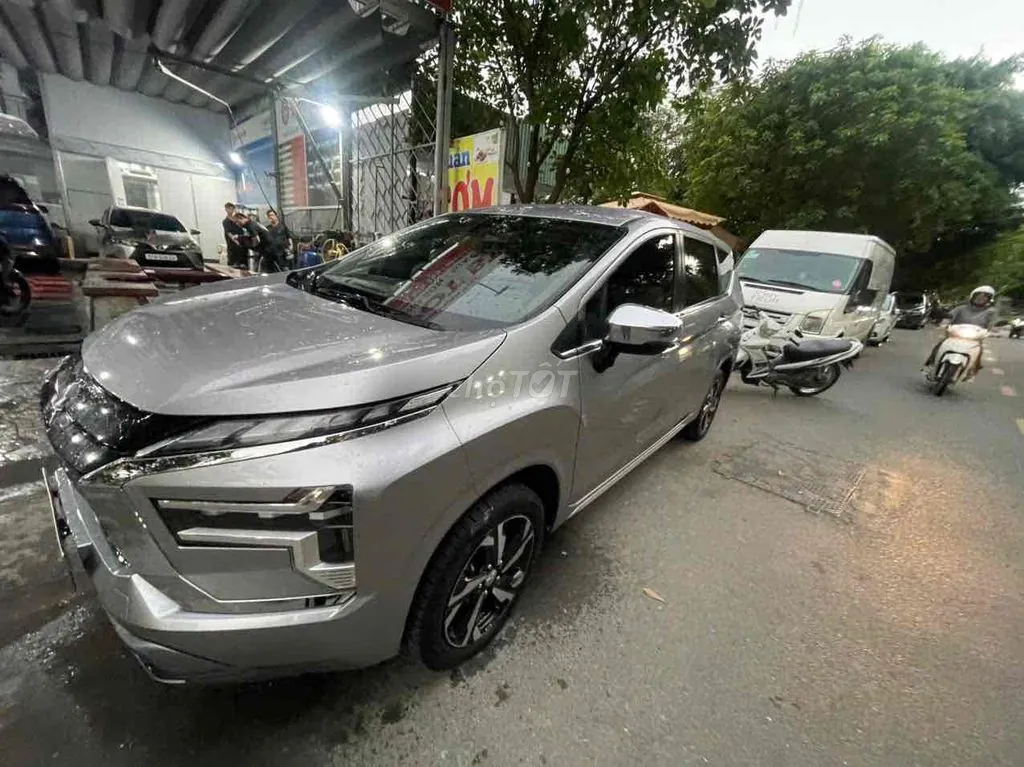Mitsubishi Xpander photo 4