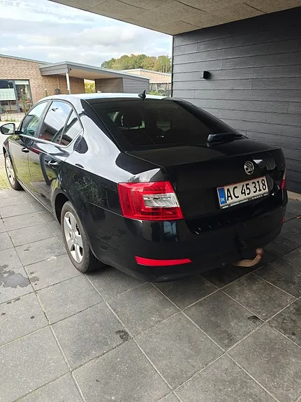 Skoda Octavia 2013 photo 3