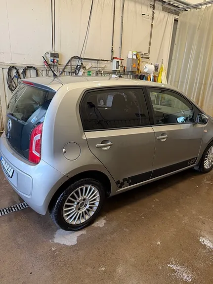 Volkswagen Up 2016 photo 5