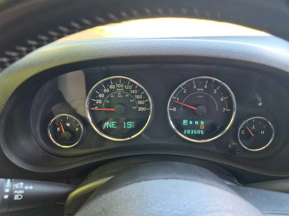 Jeep Wrangler Unlimited 2011 photo 5