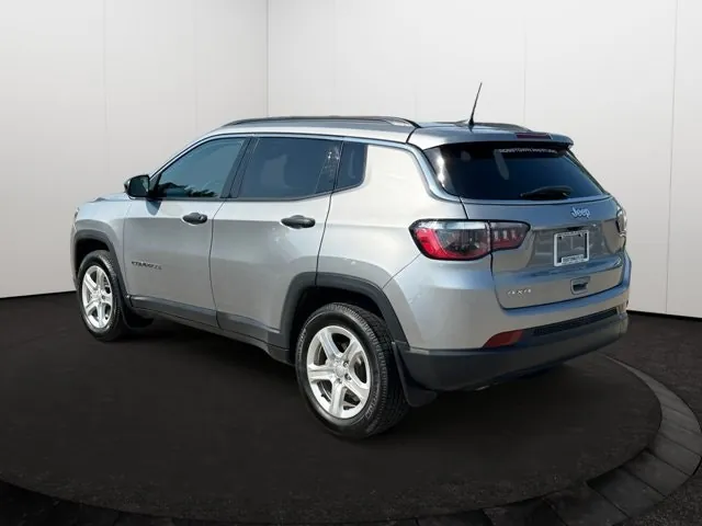 Jeep Compass 2024 photo 4