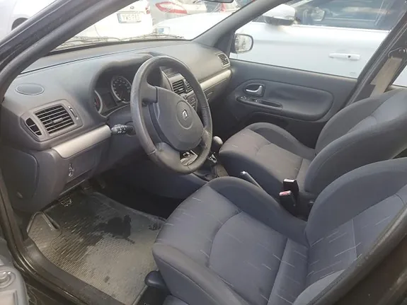 Renault Clio 2005 photo 3
