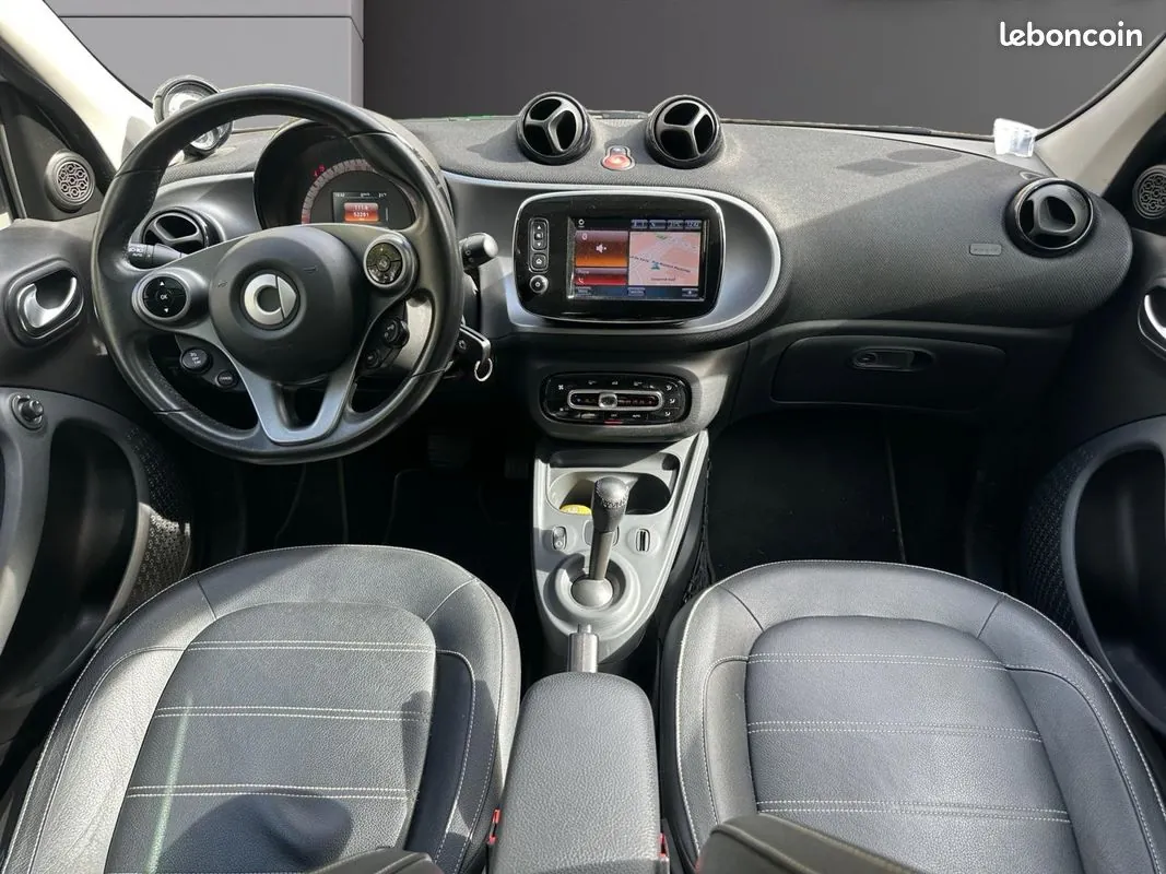 Smart Forfour 2017 photo 2