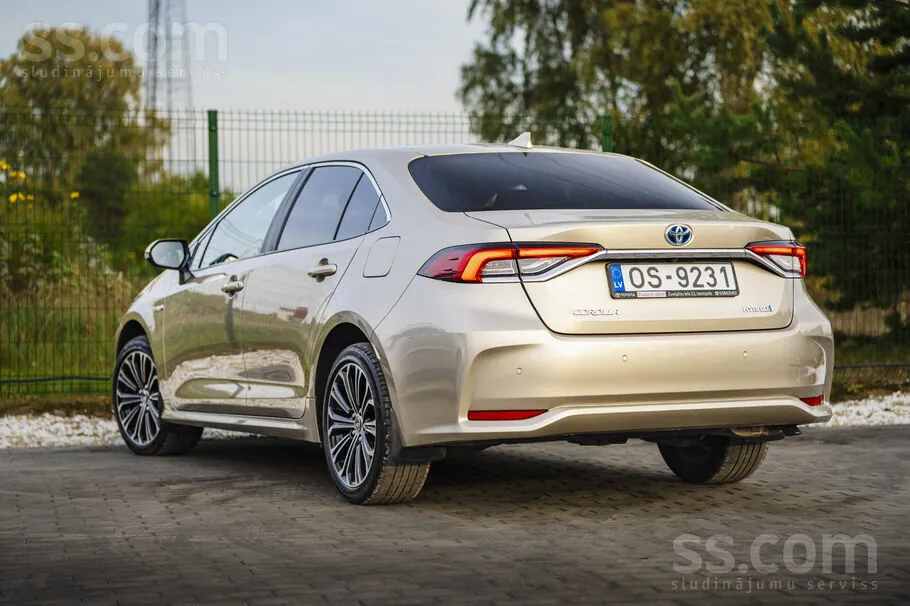 Toyota Corolla Hybrid 2021 photo 4