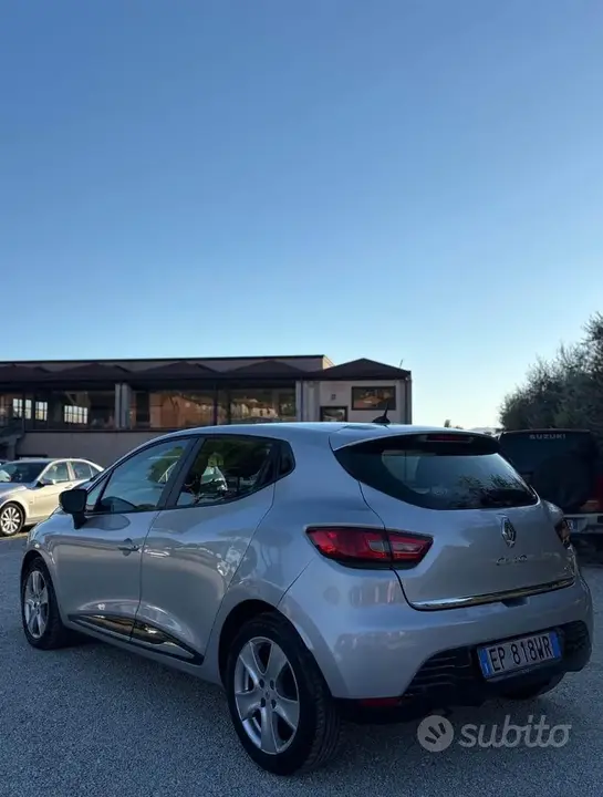 Renault Clio 2013 photo 4