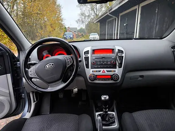 Kia Ceed 2008 photo 5