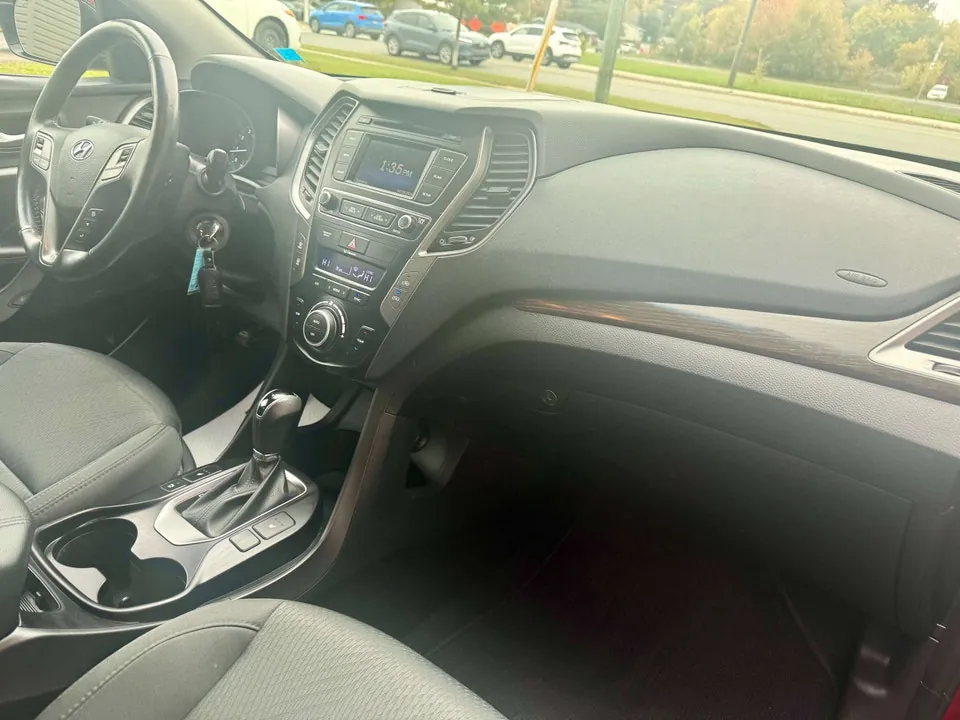 Hyundai Santa Fe 2017 photo 3