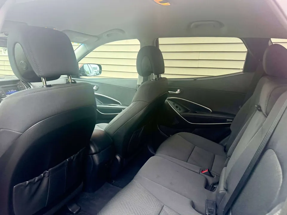 Hyundai Santa Fe 2017 photo 4