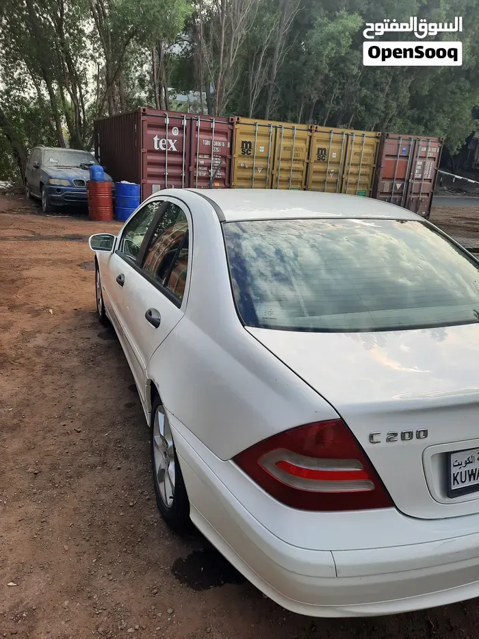 Mercedes-Benz C200 2005 photo 4