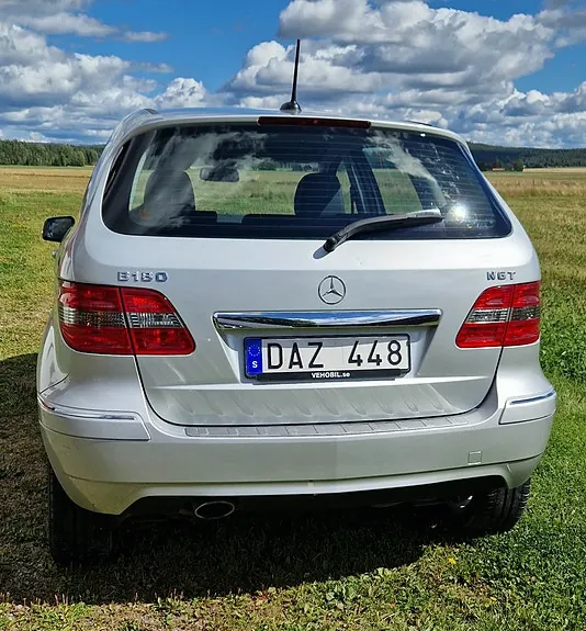 Mercedes-Benz B180 2010 photo 4