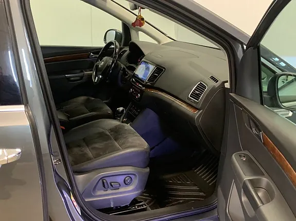 Volkswagen Sharan 2011 photo 5
