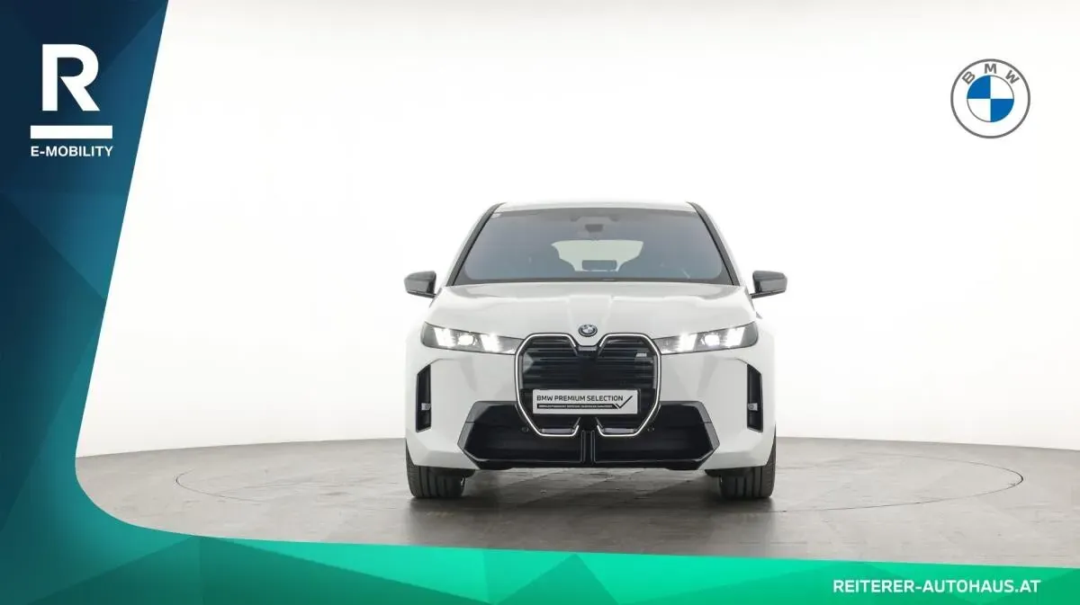 BMW Ix 2025 photo 2