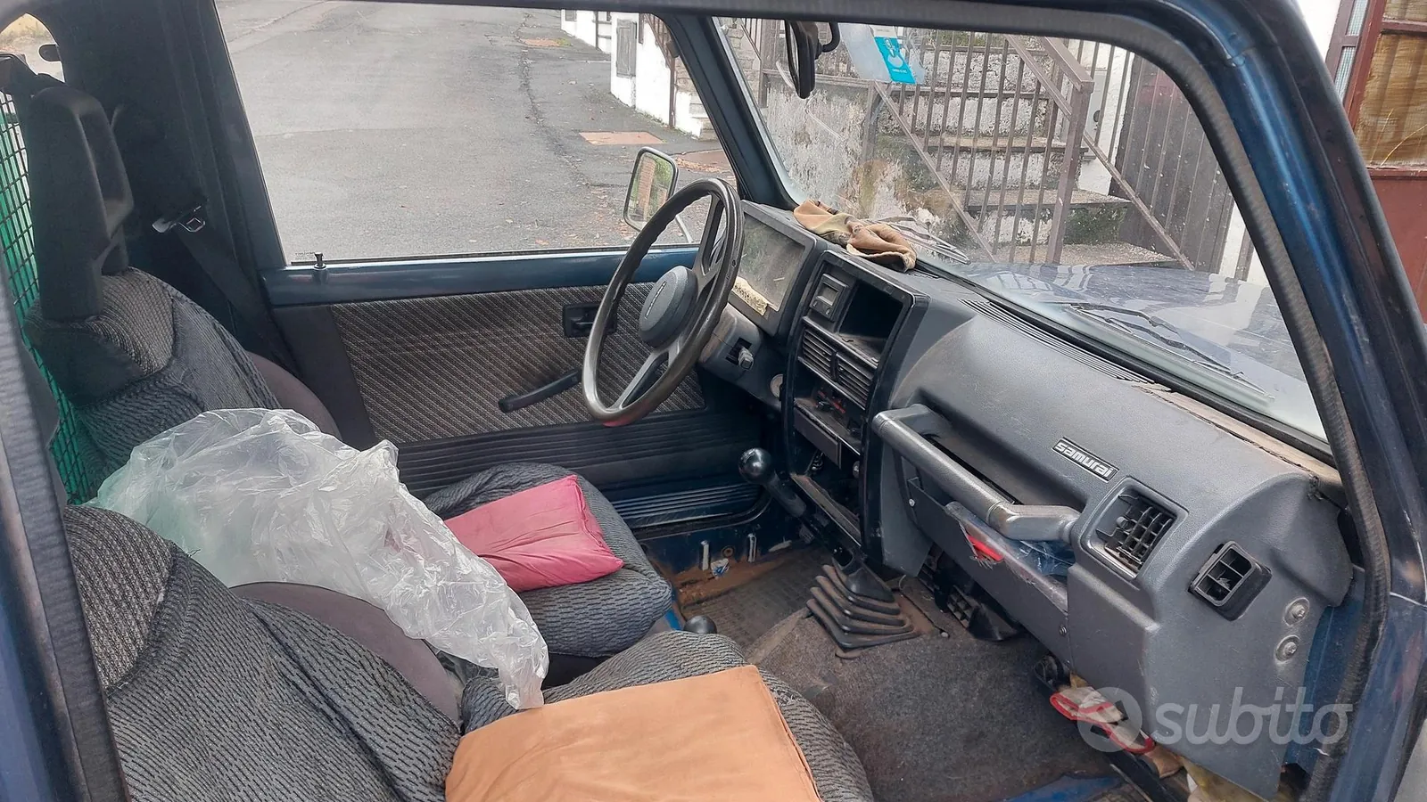 Suzuki Samurai 1991 photo 5
