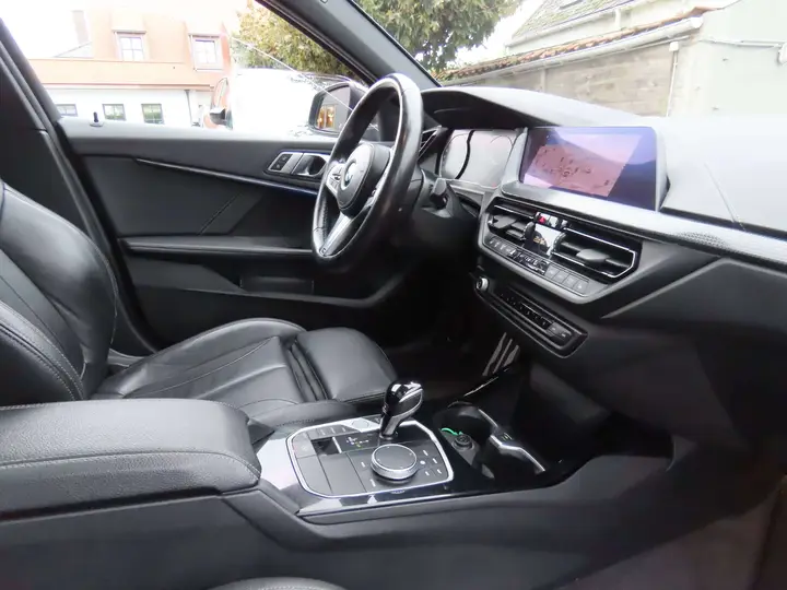 BMW 116 2022 photo 4