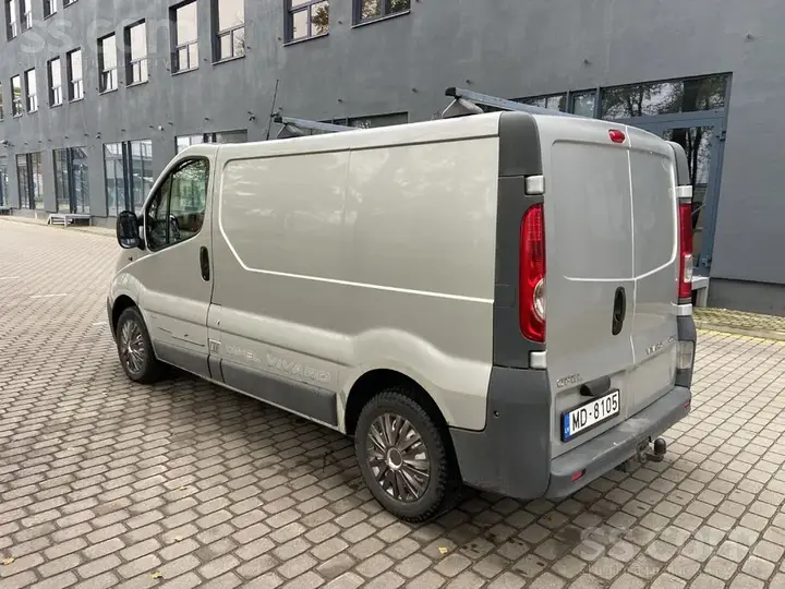 Opel Vivaro 2008 photo 3